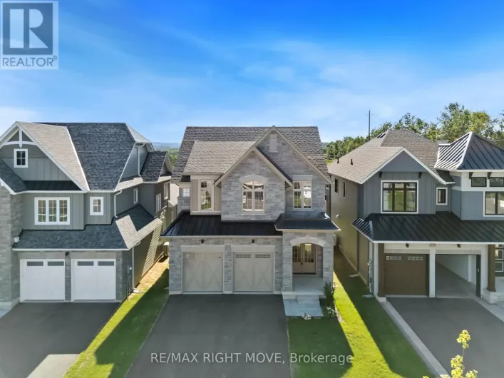 3194 ORION BOULEVARD, Orillia