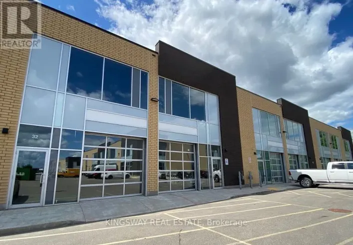 32 - 1156 KING ROAD, Burlington