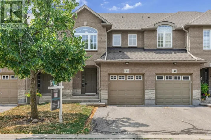 32 - 130 ROBERT STREET, Milton