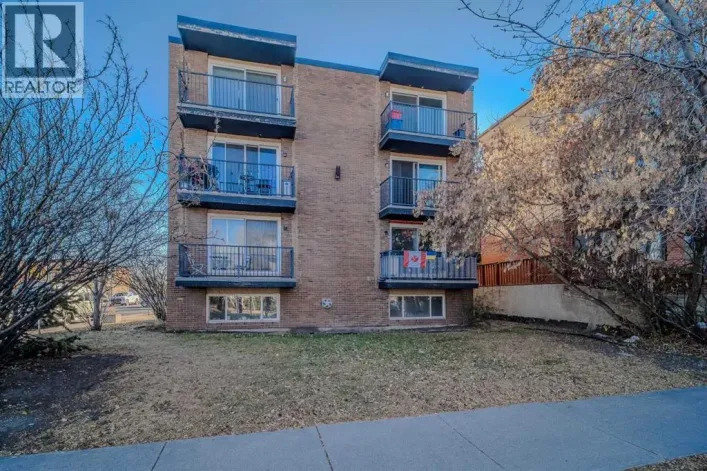 32, 1703 11 Avenue SW, Calgary