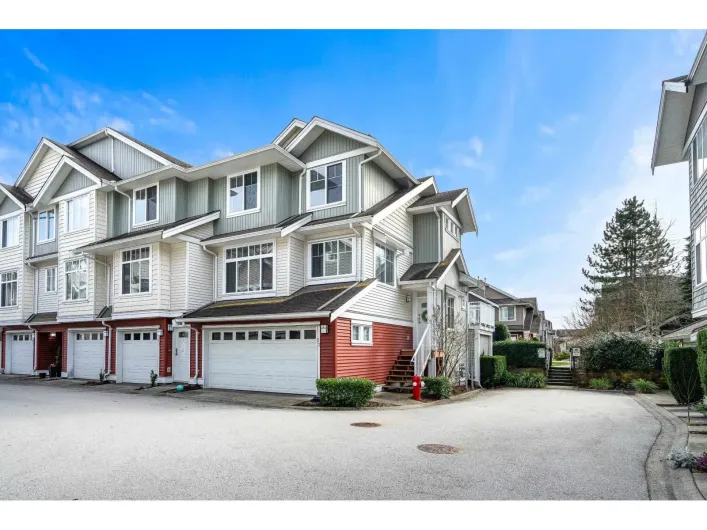 32 19480 66 AVENUE, Surrey