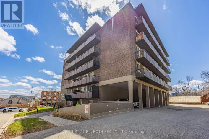 32 - 2 ALBERT STREET, Barrie