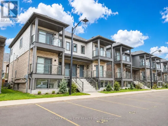 32 - 205 WEST OAK LANE S, Kitchener