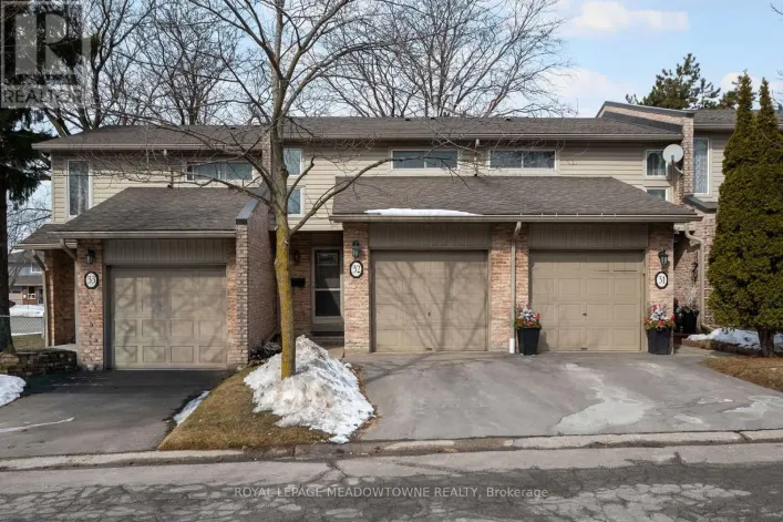 32 - 2075 ASTA DRIVE S, Mississauga