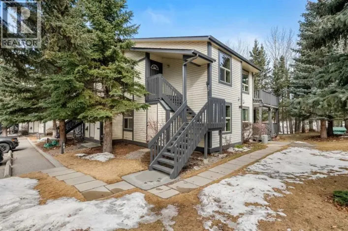 32, 300 2 Avenue, Dead Man's Flats