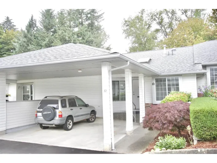 32 3055 TRAFALGAR STREET, Abbotsford