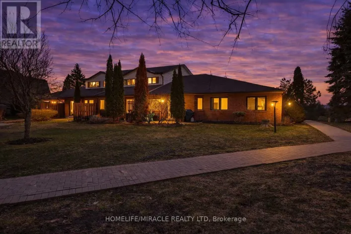 32 - 36 CHAMPLAIN CRESCENT, Peterborough