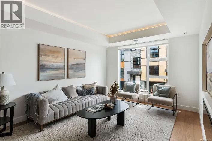 32 4253 Dieppe Rd, Saanich