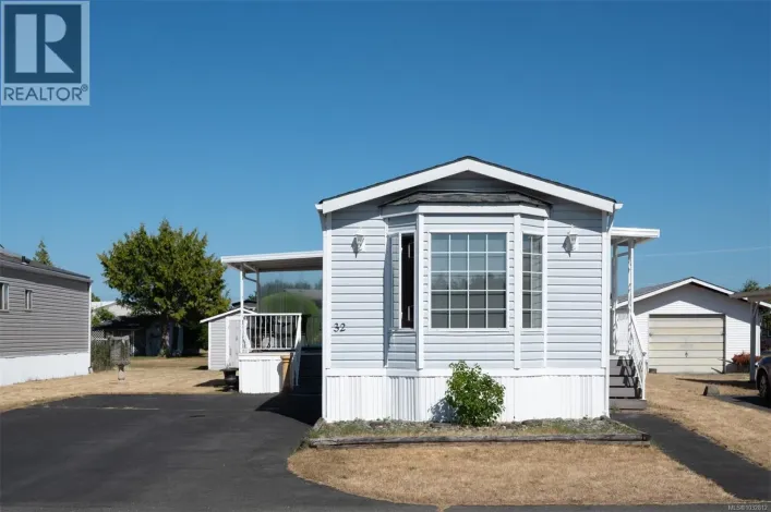 32 450 Stanford Ave E, Parksville