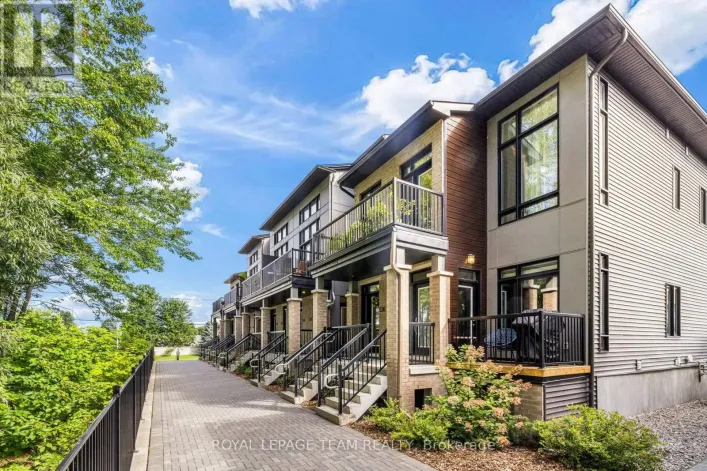 32 - 538 CRESCENDO PRIVATE, Ottawa