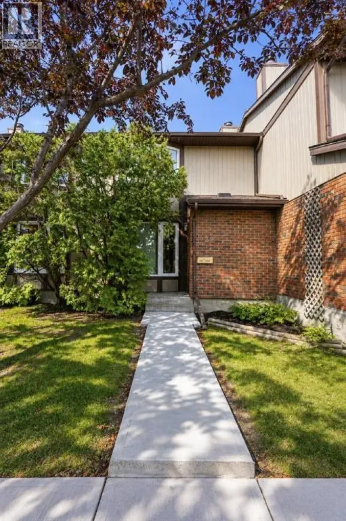 32, 6103 Madigan Drive NE, Calgary