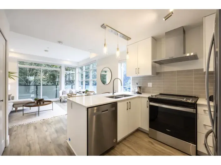 32 6328 KING GEORGE BOULEVARD, Surrey