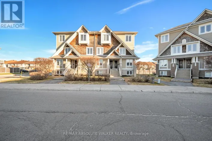 32 - 633 LAKERIDGE DRIVE, Ottawa
