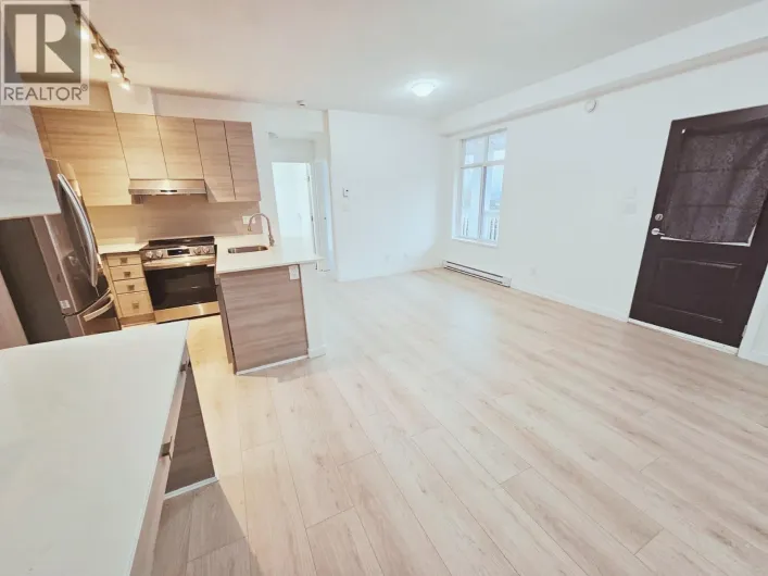 32 6965 HASTINGS STREET, Burnaby