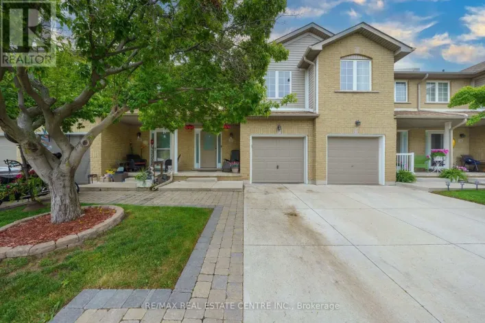 32 - 76 FRANCES AVENUE, Hamilton