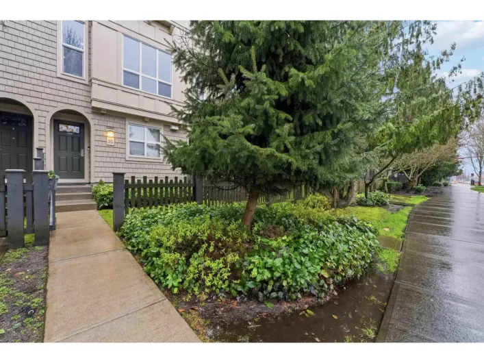 32 7938 209 STREET, Langley