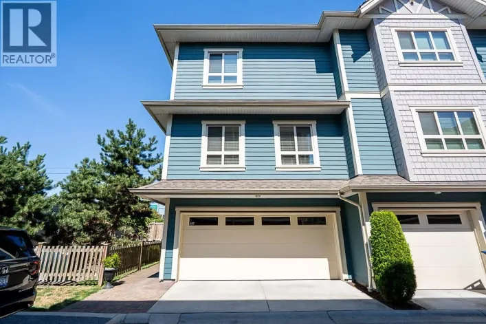 32 843 EWEN AVENUE, New Westminster