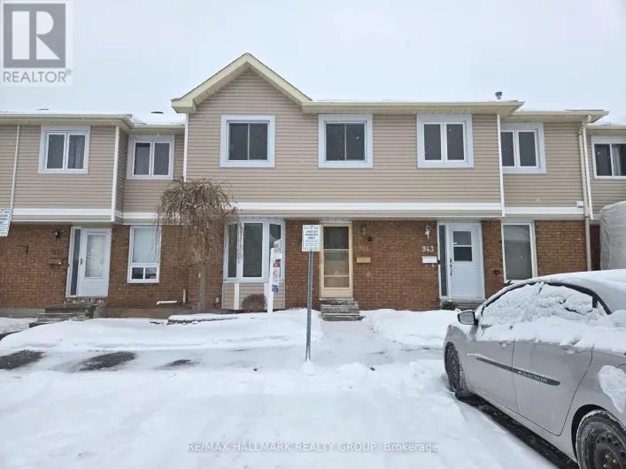 32 - 941 COOKSHIRE CRESCENT, Ottawa