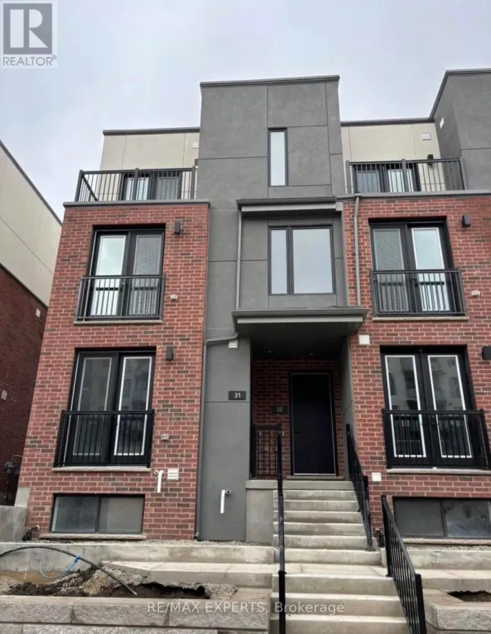 32 - 99 ROGER STREET, Waterloo