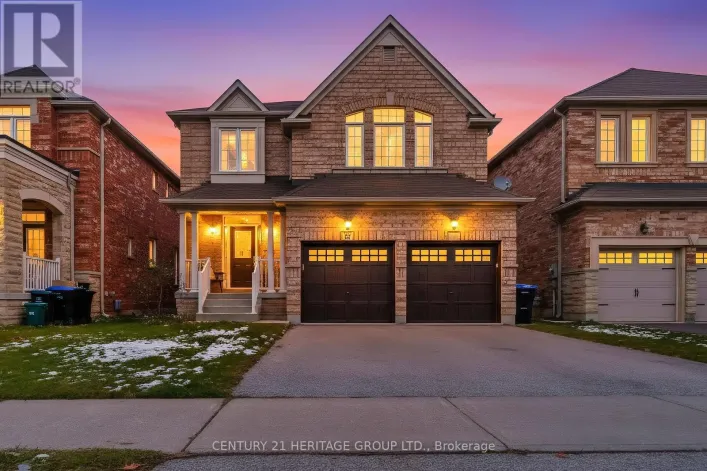 32 AMBERWING LANDING, Bradford West Gwillimbury
