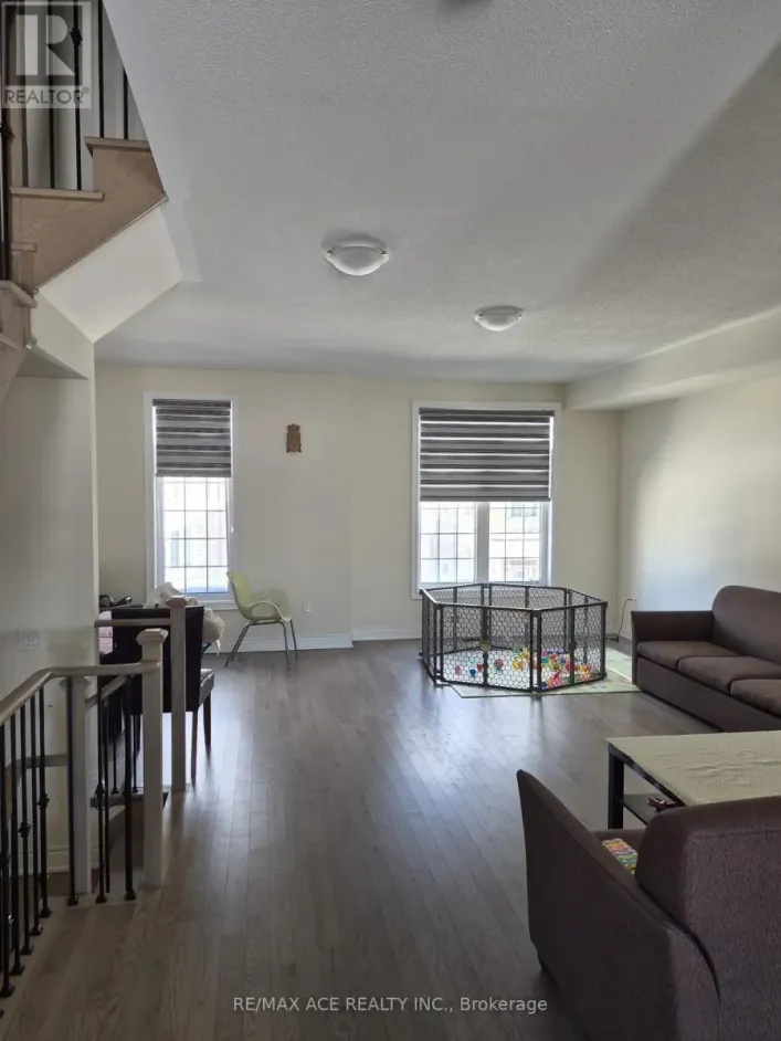 32 ANDRESS WAY, Markham