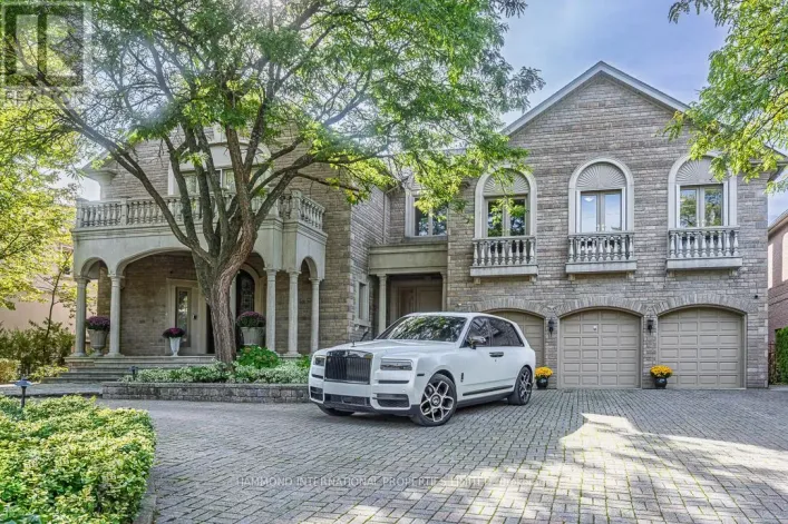 32 ARJAY CRESCENT, Toronto