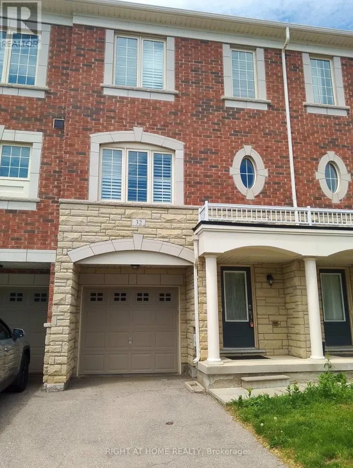32 ASPEN HILLS ROAD, Brampton
