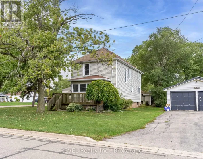 32 BAY AVENUE, Welland