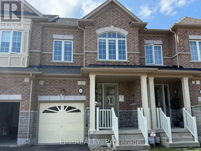 32 BAYONNE DRIVE, Hamilton