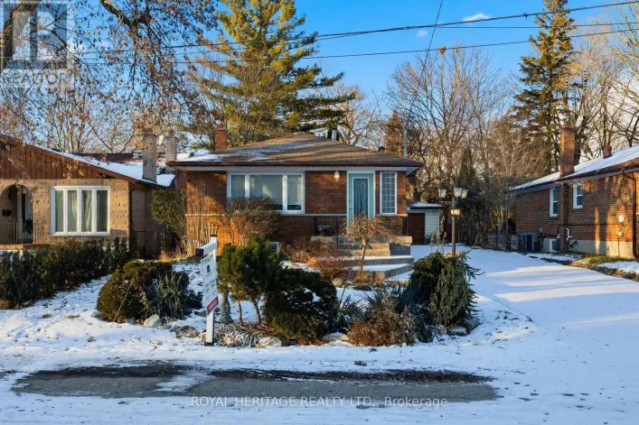 32 BEATH STREET, Toronto