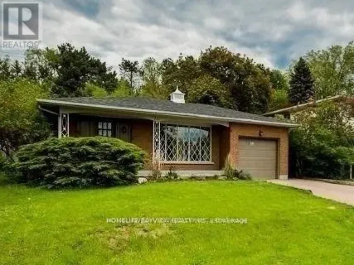 32 BLUE SPRUCE LANE, Markham