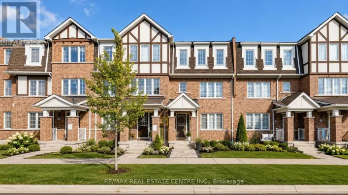 32 BLUEGILL CRESCENT, Whitby