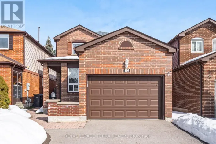32 BRIDEKIRK PLACE, Brampton