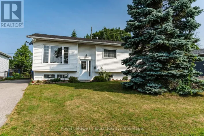 32 BRIDLE ROAD, Penetanguishene