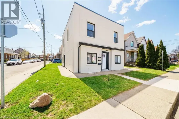 32 BRITANNIA Avenue Unit# 2, Hamilton