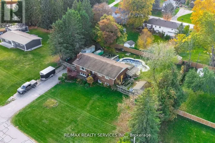 32 CALEDON STREET, Caledon