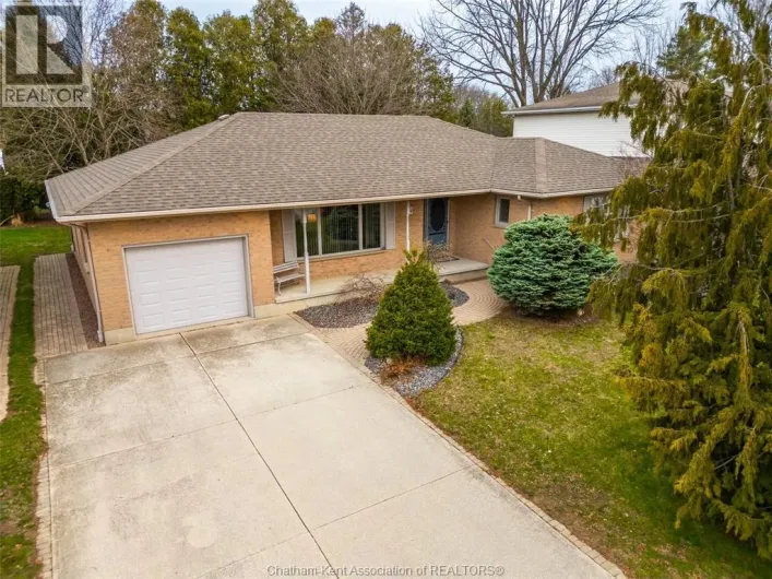 32 CHRISTINA PLACE, Chatham