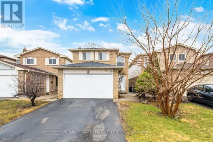 House for sale: 32 DAFOE CRESCENT, Brampton