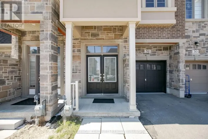 32 DALBEATTIE DRIVE, Brampton