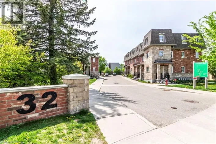 32 ELMSDALE Drive Unit# 6B, Kitchener