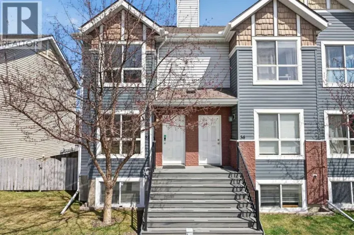 32 Erin Woods Court SE, Calgary