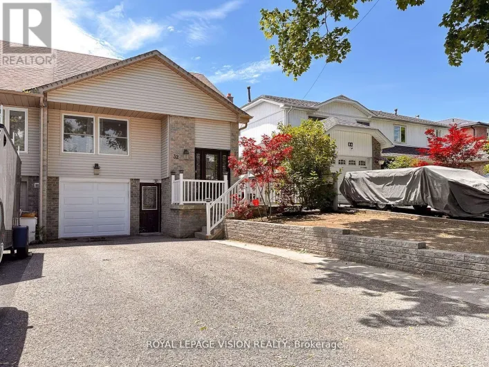 32 GOLDRING DRIVE, Whitby