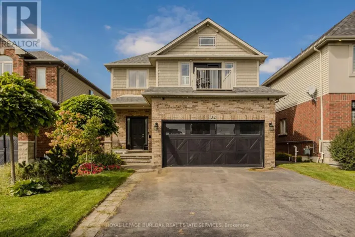 32 GREAT OAK TRAIL, Hamilton