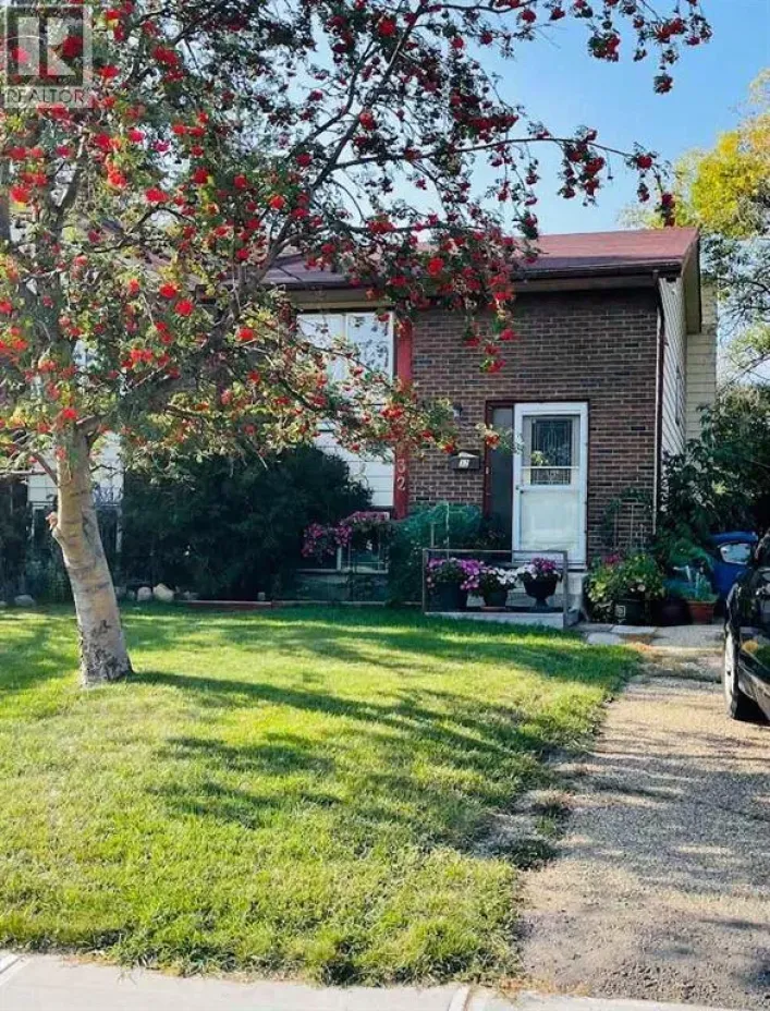 32 Greig Drive, Red Deer