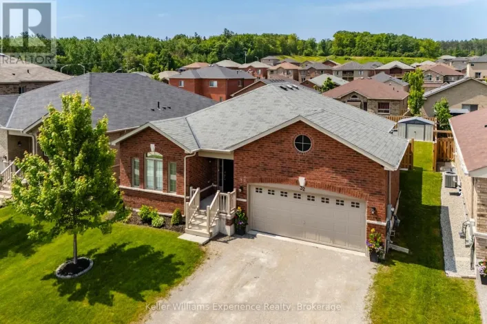 32 HATTON DRIVE, Penetanguishene