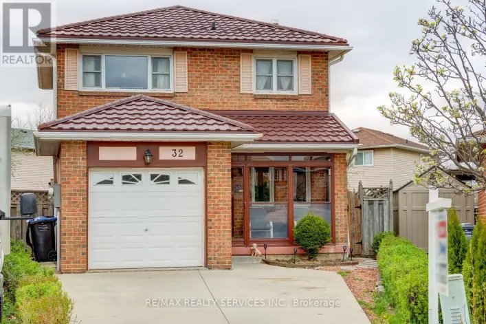 32 HELIOS PLACE, Brampton
