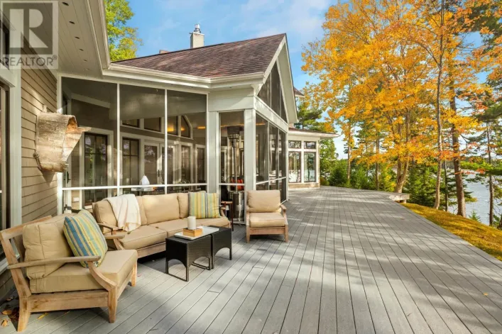 32 Himmelman Lane, Herman's Island
