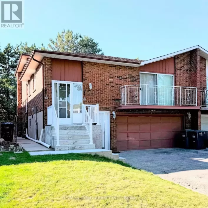 32 JADE CRESCENT, Brampton