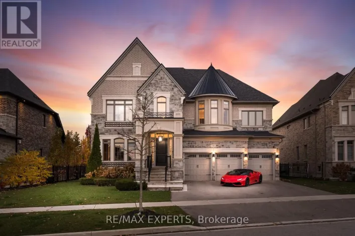 32 JAMES STOKES COURT, King