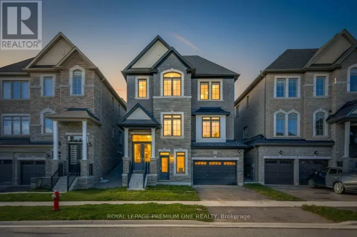 32 JAMES WALKER AVENUE, Caledon